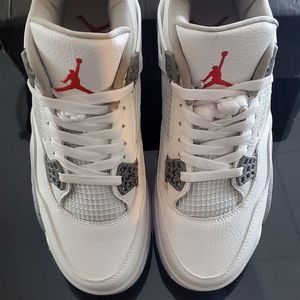 Air Jordan 4 Retro White Cement (Oreo)